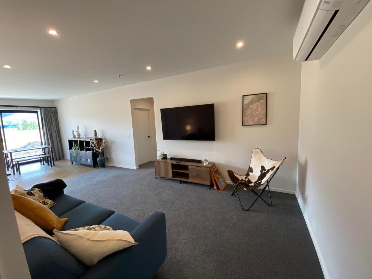 Relax In Rural Wanaka Villa Queensberry Exterior photo