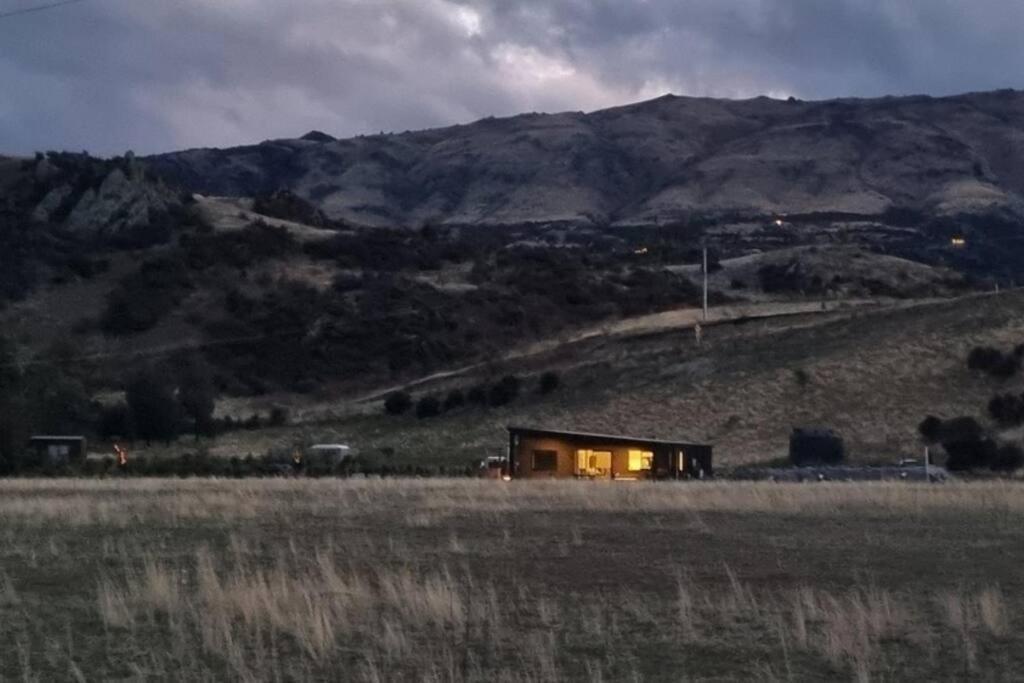Relax In Rural Wanaka Villa Queensberry Exterior photo